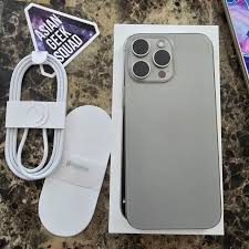 Apple iPhone 16 Pro Max
